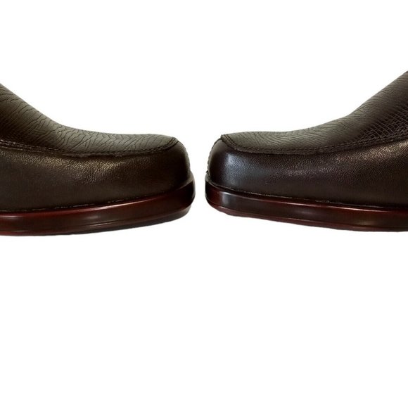 AEROSOLES Shoes  wms 7 1/2  Brown Leather  Slip-On Final  Exam  Wedge Heel  EXC - Picture 8 of 12